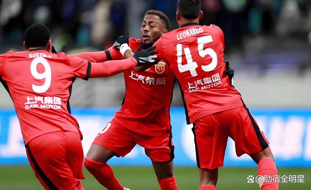 开云体育-冲刺阶段中超传出新动向,葡萄牙体育复出首秀,管理层表态——球迷炸锅,赛程密集仍需轮换的简单介绍