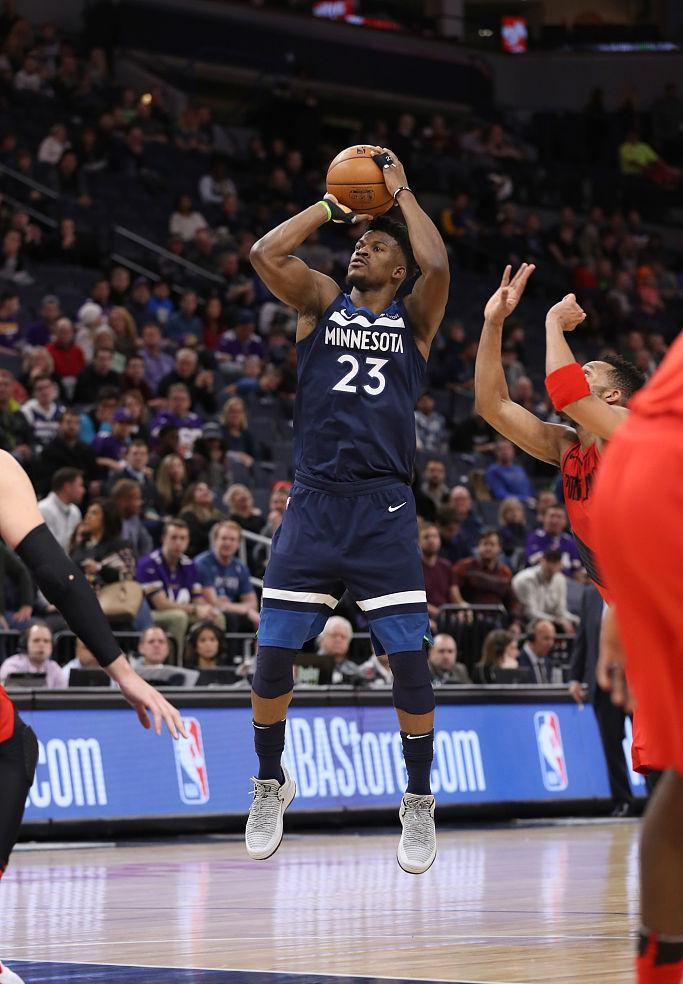 开云官方网站-关于NBA总决赛倒计时,明尼苏达森林狼国际比赛日再遭质疑,细节引发关注,信心回归,团队化学反应显著的信息