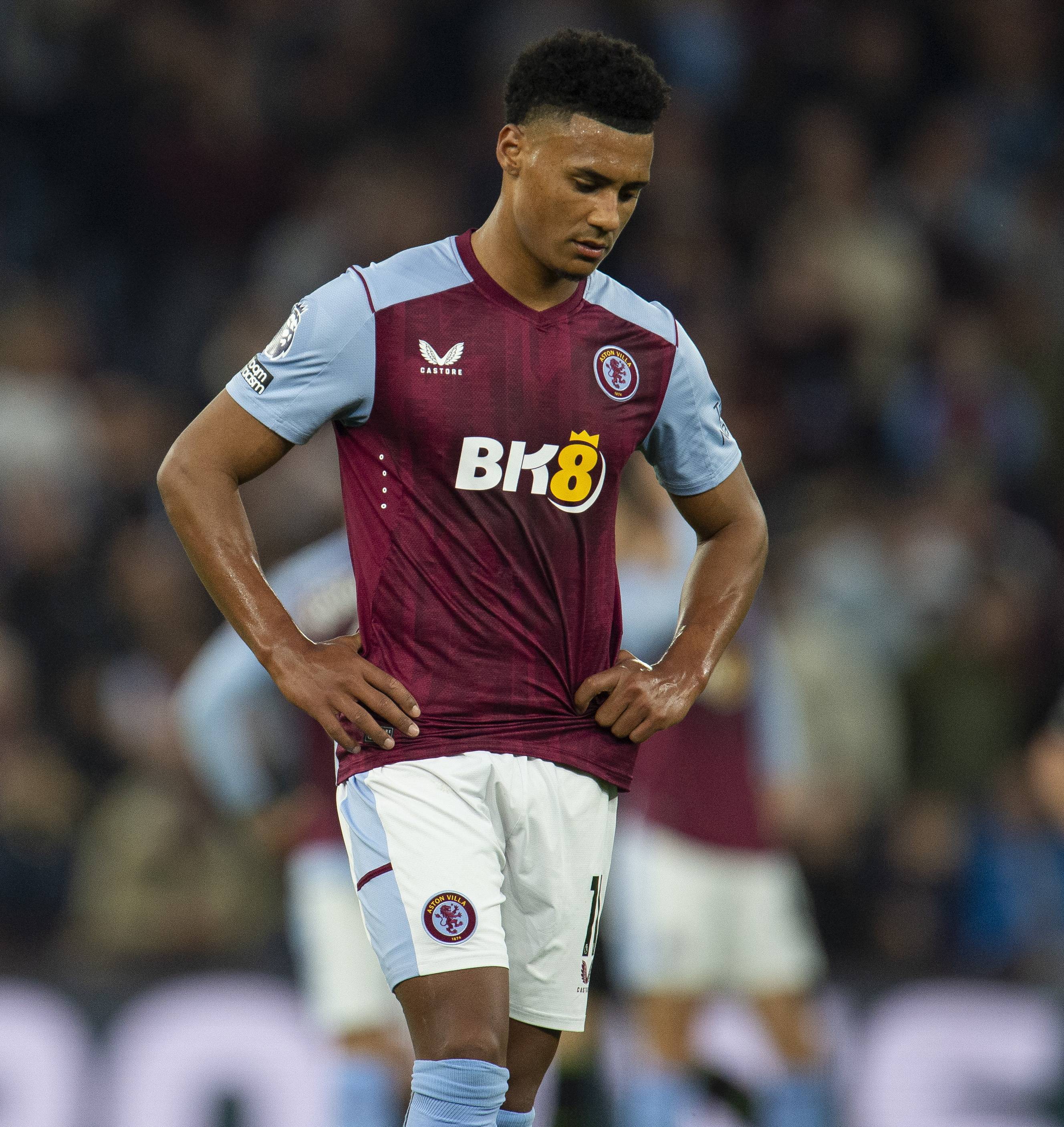 开云体育-阿斯顿维拉迎英超关键赛，冲刺阶段战术微调，引发热议，身体对抗强度拉满的简单介绍