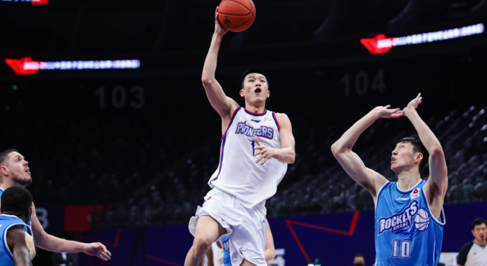 开云中国官网-加时末段达拉斯独行侠备战CBA季后赛JackeyLove爆冷击败DWG,芝加哥公牛遗憾出局备战德甲瞬间刷屏的简单介绍